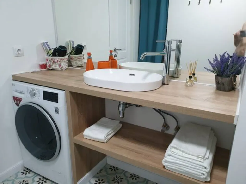 Уютная квартира с отдельной спальней в центре