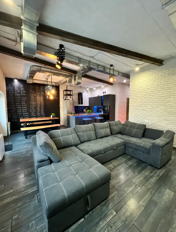 Дом в стиле Loft с бассейном