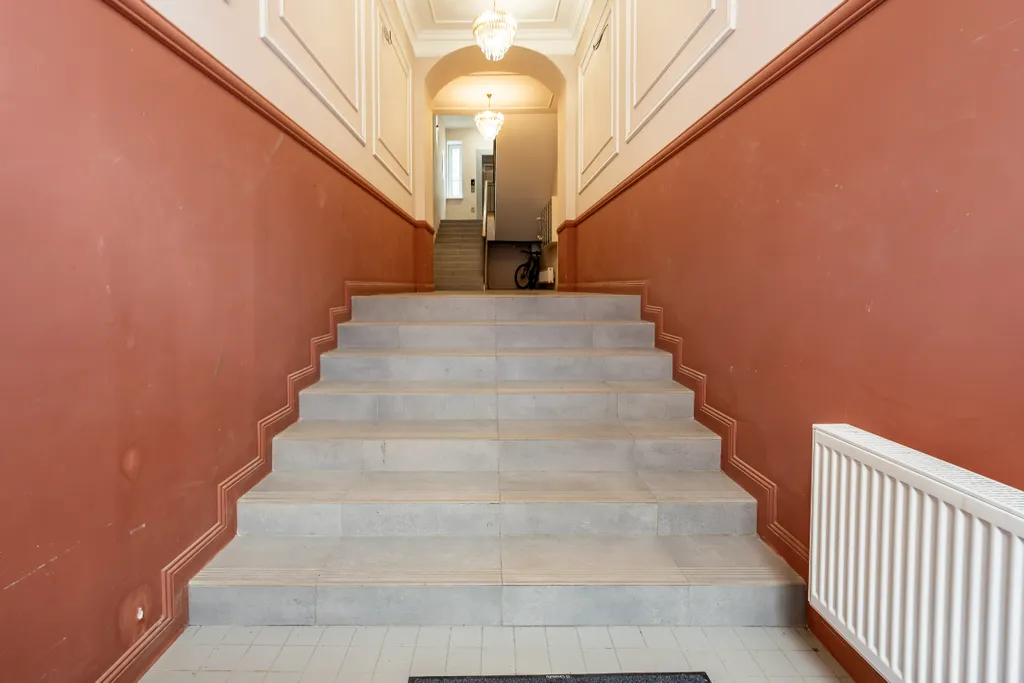 Bright Flat