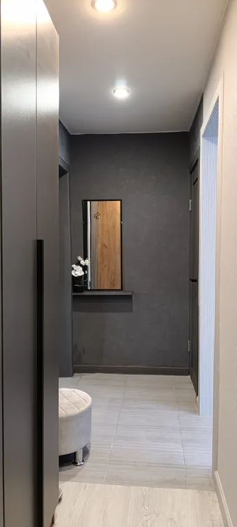 Стильные апартаменты в центре города Синий акцент