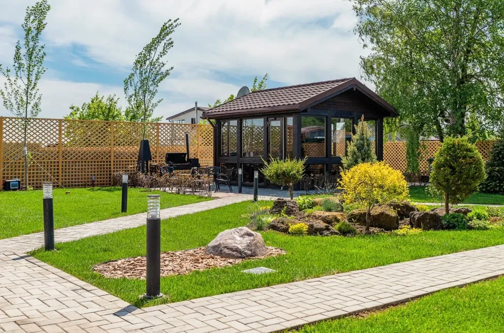 Wanderlust: загородный дом у реки с баней и джакузи