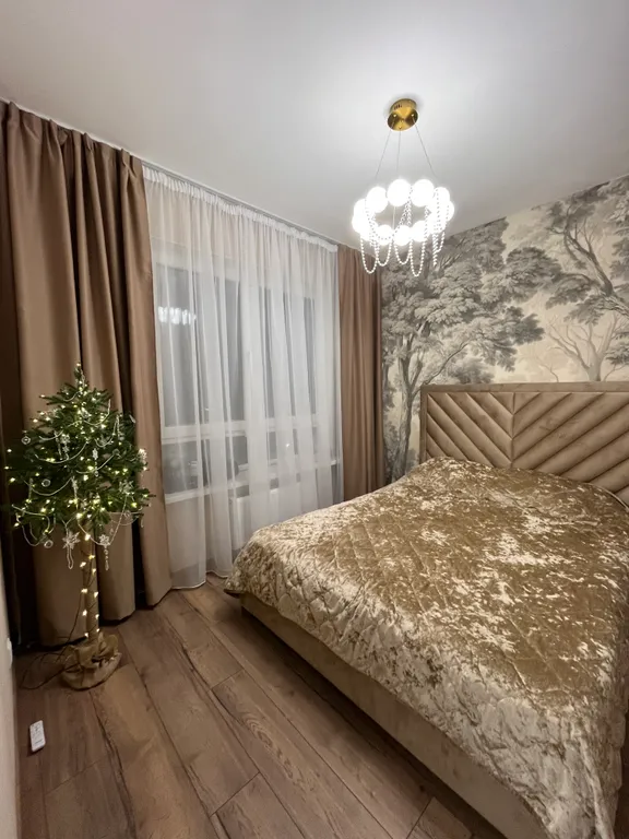 Видовая на озеро и город уютная квартира