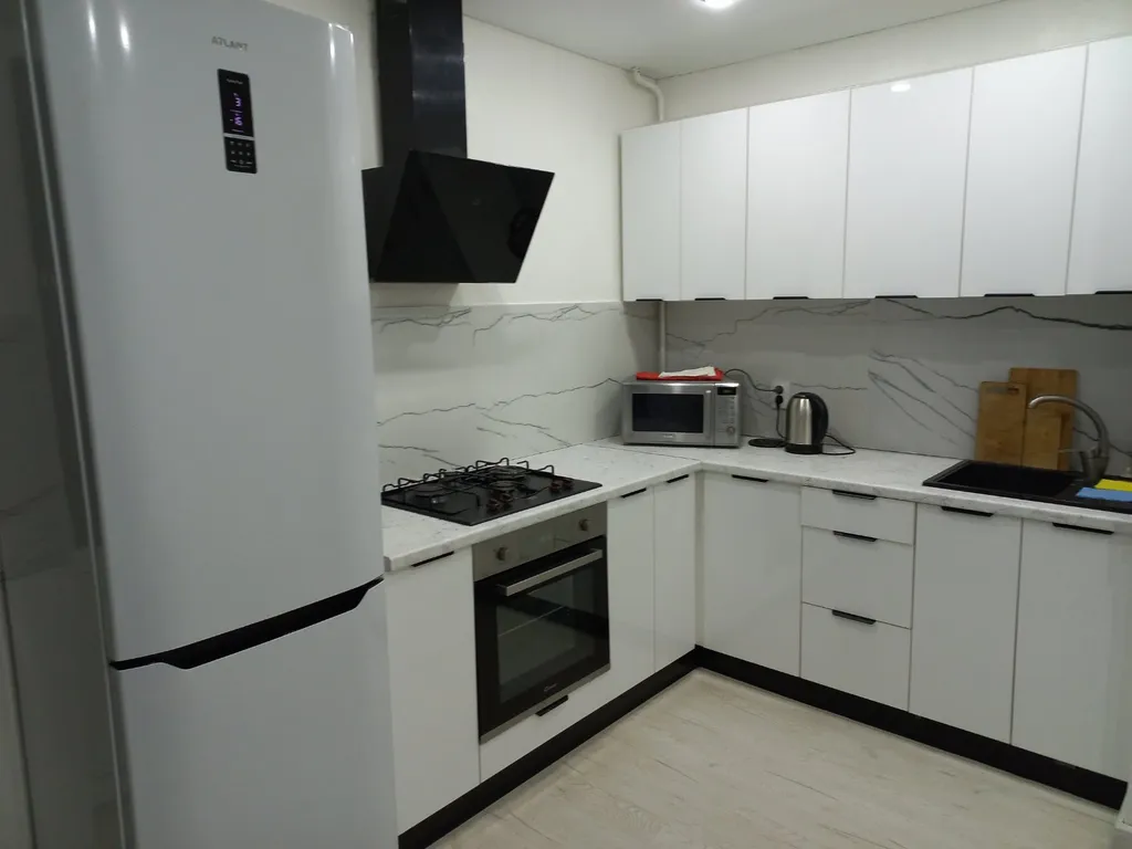 3-х комн. квартира возле Ледовой Арены и стоматологии (р-н Раница) — аренда посуточно в Орша