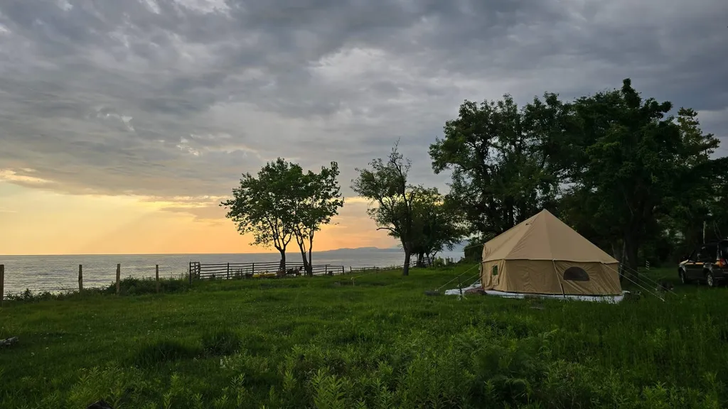 Коттедж 1-комнатный Дом — аренда посуточно в Сухум