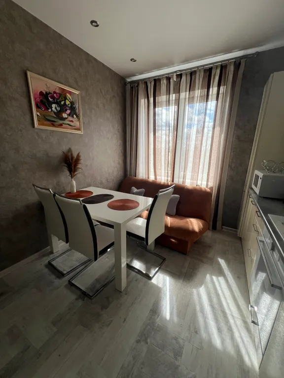 Квартира около парка рядом с морем