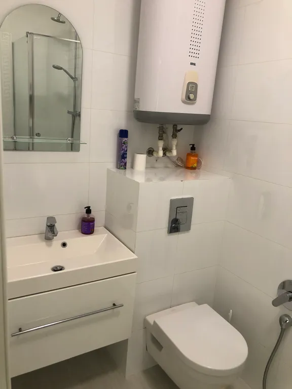 Студия с дизайнерским ремонтом