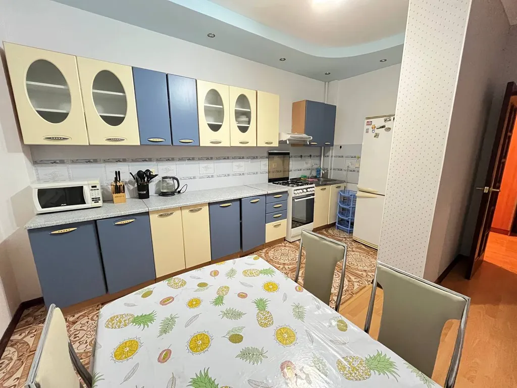 На Набережной