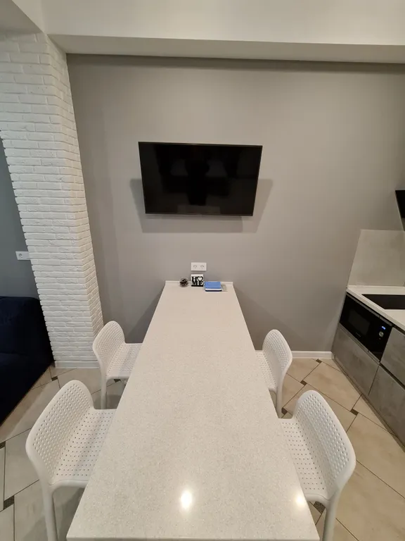 Люкс студия возле парка с видом на море