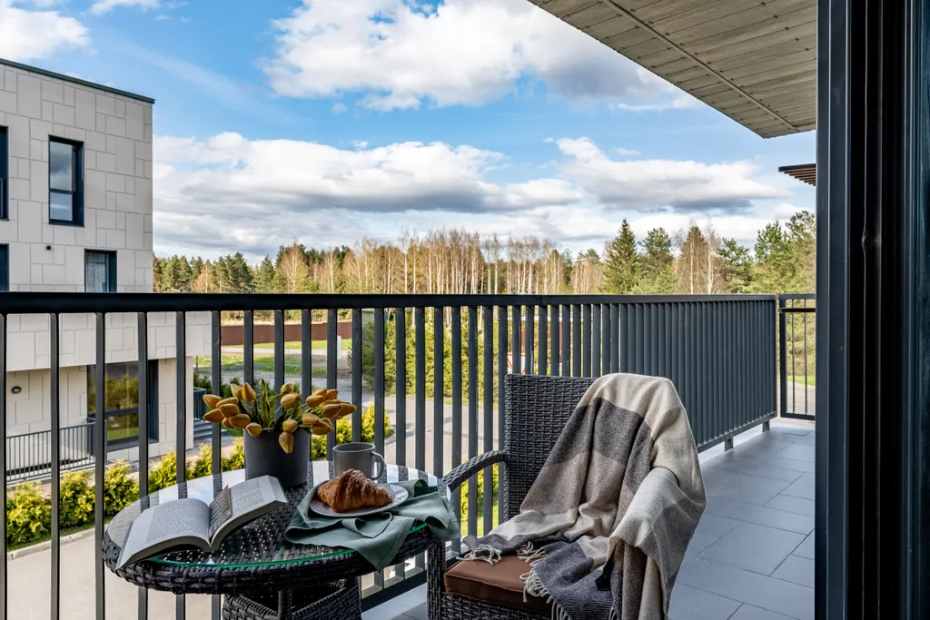 Охта Сьют 11 премиум класса с большим балконом