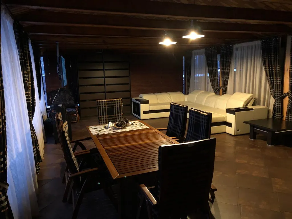 Дом с баней на берегу Волги