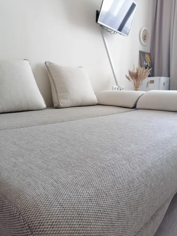 Честная квартира с балконом Четыре угла возле ТЦ Аура