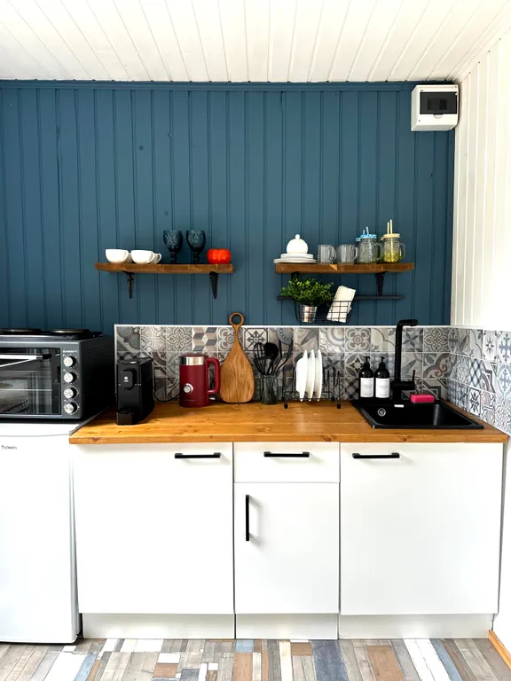 Домик в сосновом лесу