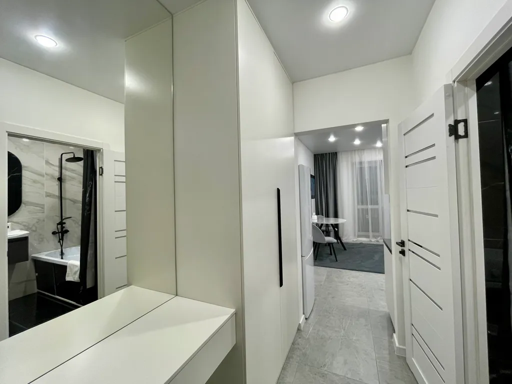 Стильная студия с видом на Китай