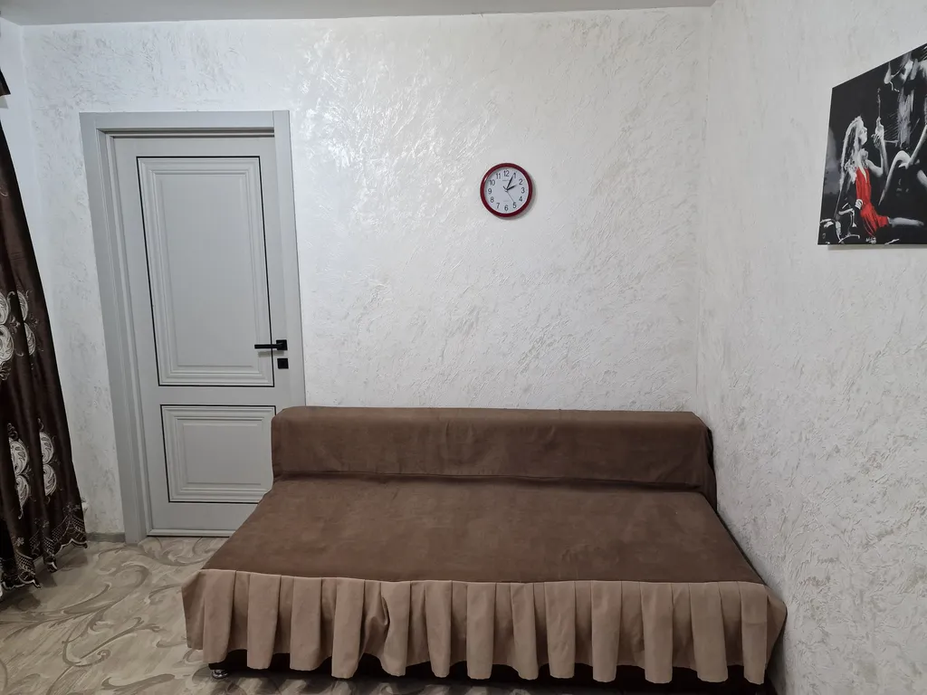 2-комнатная квартира в центре в частном благоустроенном доме