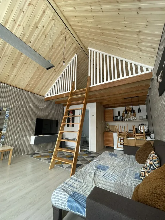 Дом на берегу Катуни