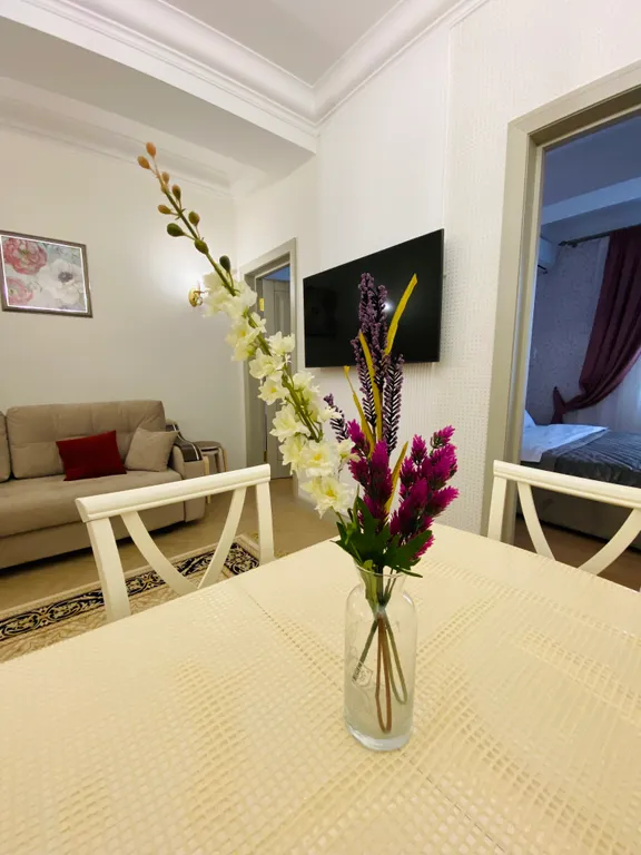 Стильные апартаменты у набережной