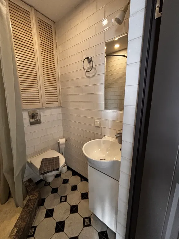 Стильная loft квартира Athena в центре Петербурга
