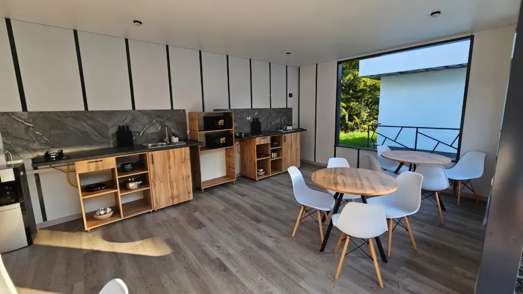 Уютные гостевые домики Колос