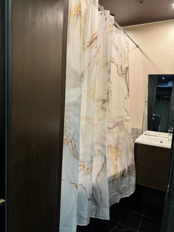 Квартира в центре города, напротив ЖД вокзала, рядом Цирк