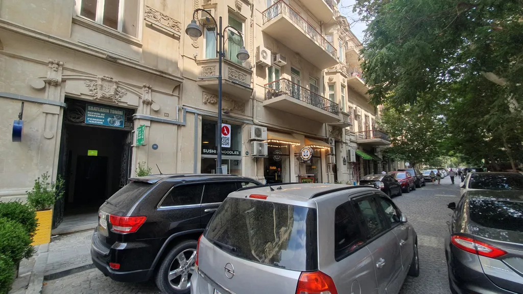 Star apartments в центре города.