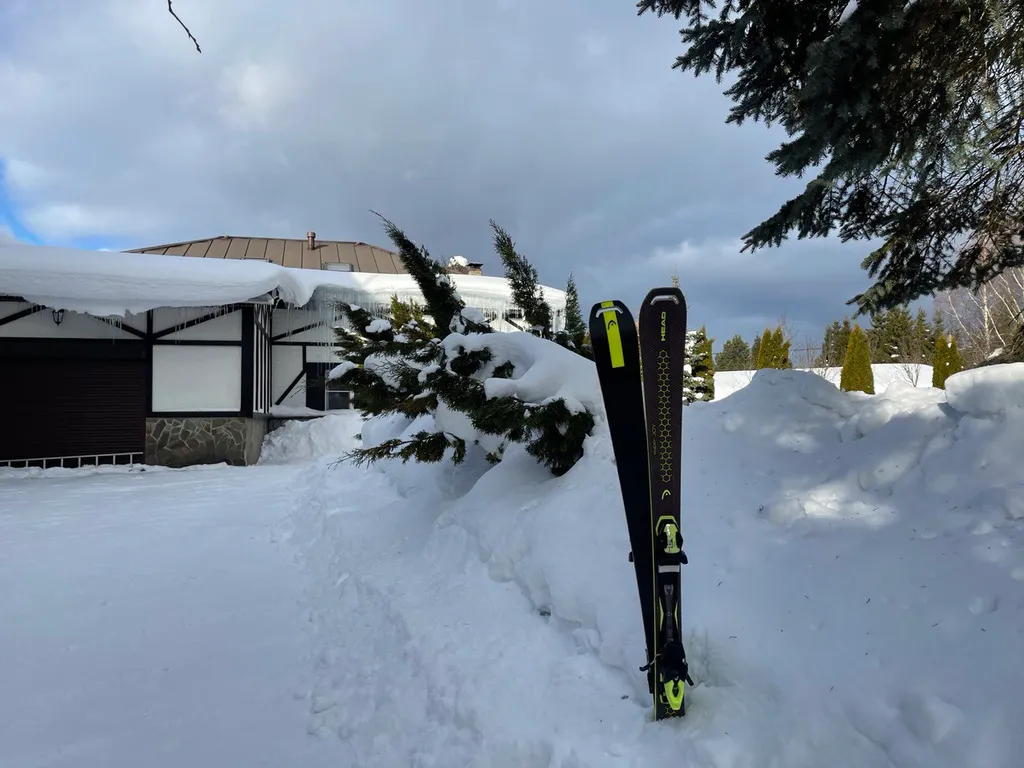 Уютный загородный дом с баней и бассейном