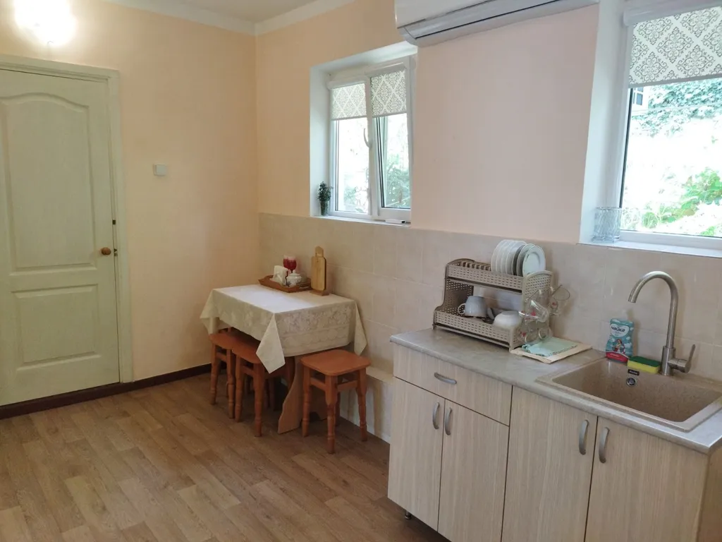 Коттедж Домик в Красном Раю — Изобильное