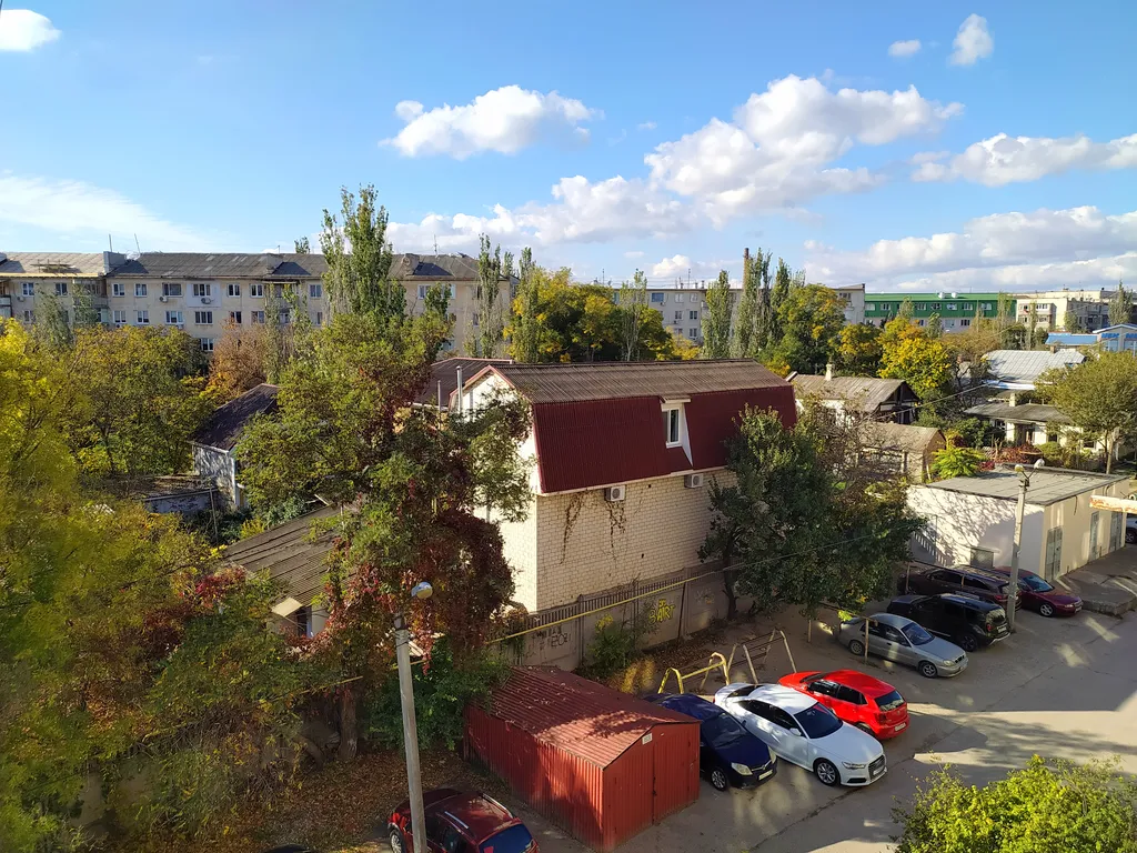 Белый Лофт в районе Крымского рынка