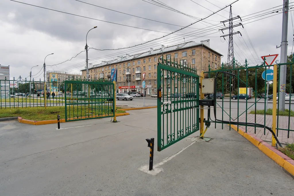 Квартира Большая люкс квартира + теплая парковка — Новосибирск