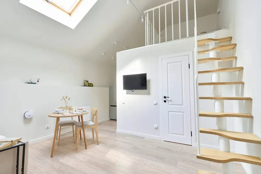 Квартира Квартира Мансарда с ремонтом, топ-локацией — Санкт-Петербург