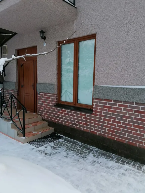 Загородный дом со своим садом