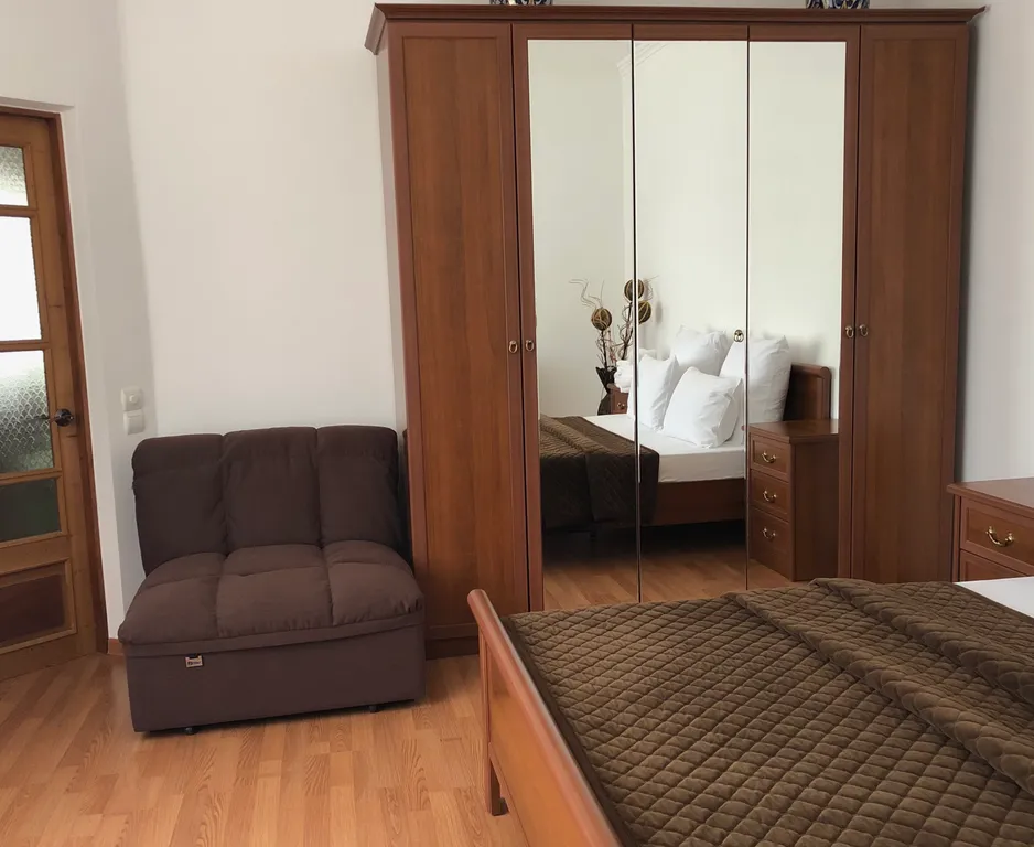 Уютный дом в центре города