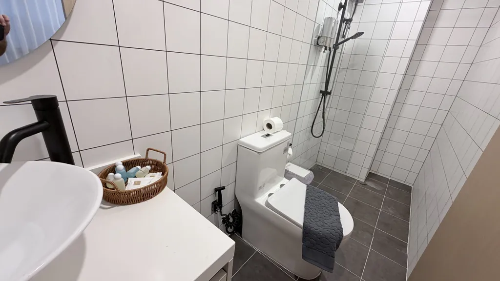 Замечательная квартира у пляжа Камала с бассейной и спортзалом