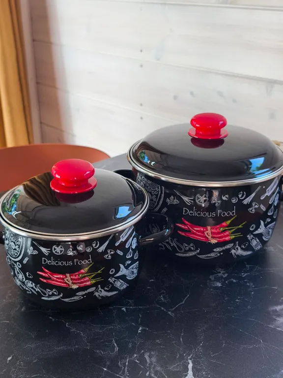 Новый деревянный современный дом в 2 минутах от моря