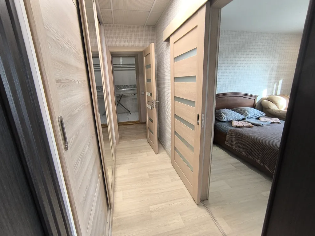 Пятикомнатная квартира с сауной и кинотеатром в центре