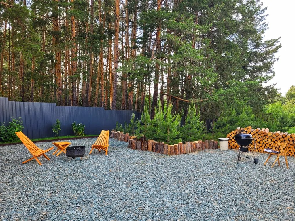 Дом в сосновом лесу