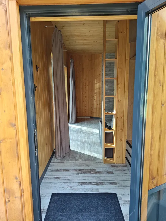 Коттедж Уютный большой дизайнерский дом в лесу Селигера на берегу озера Волго — Турбаза Чайка