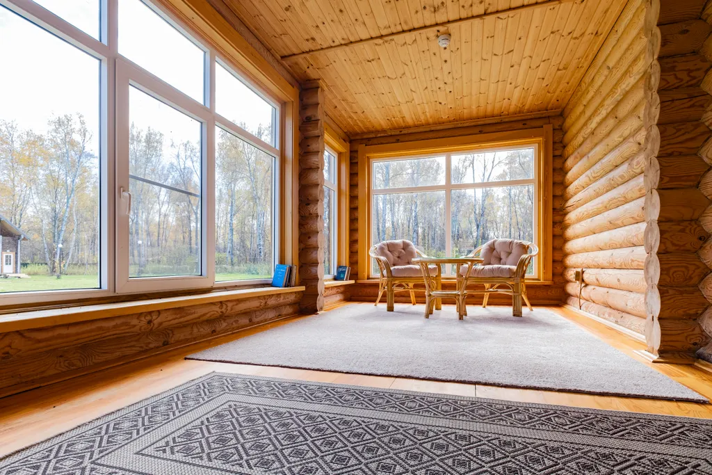 Комфортный дом у реки