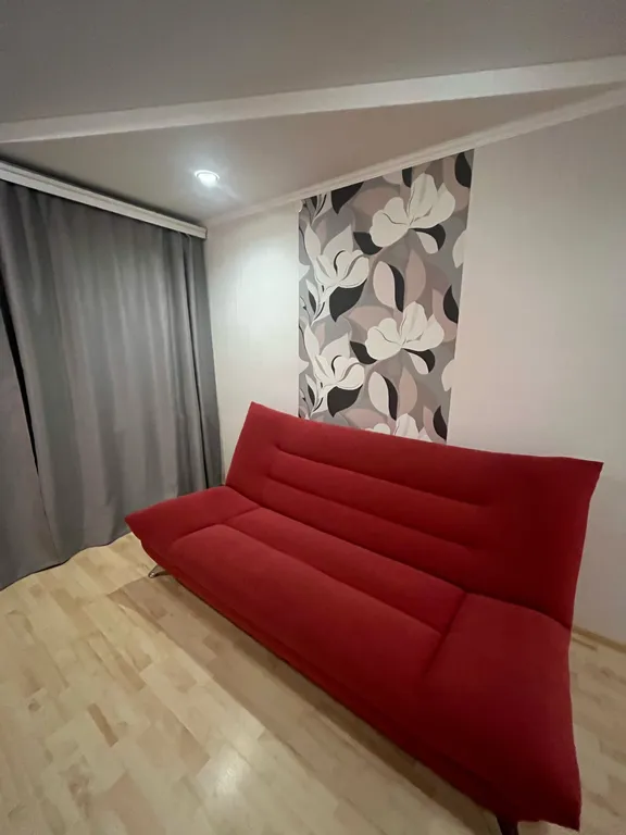 Комфортабельная и просторная квартира в центре города, после ремонта.