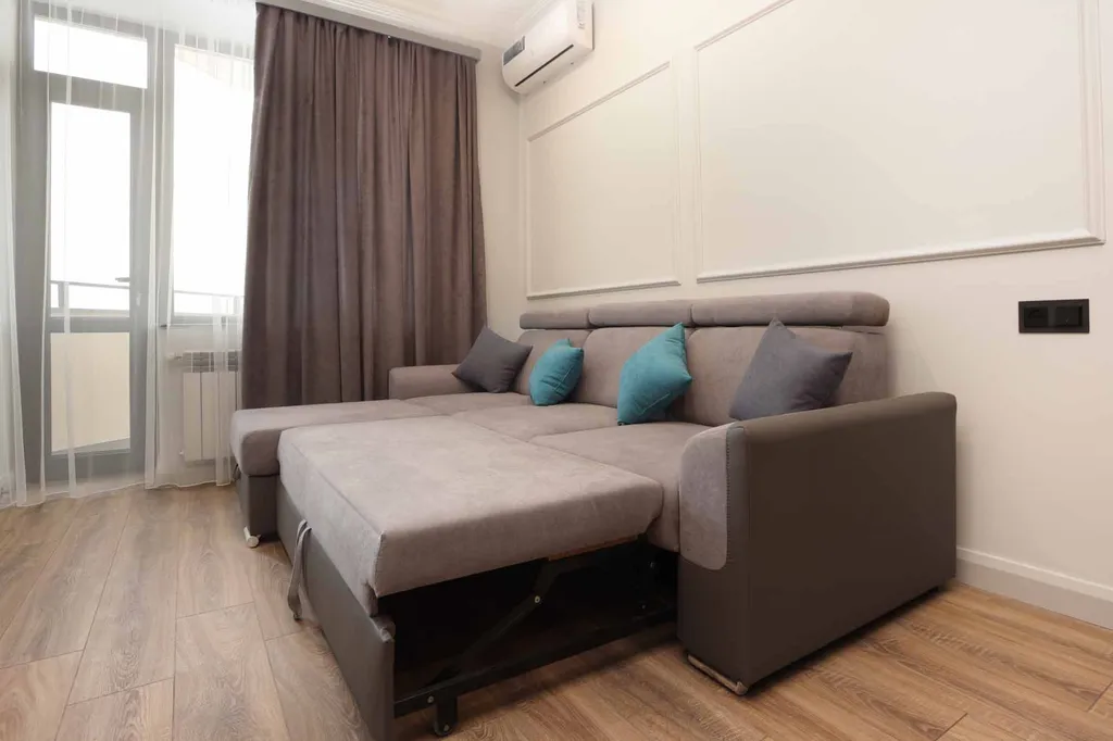 Стильная квартира в 15 мин. ходьбы от площади Республики / Стей Инн