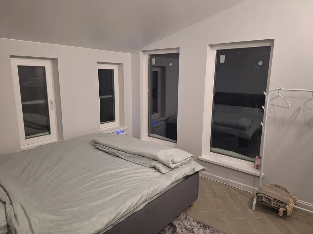 Дом на берегу водохранилища