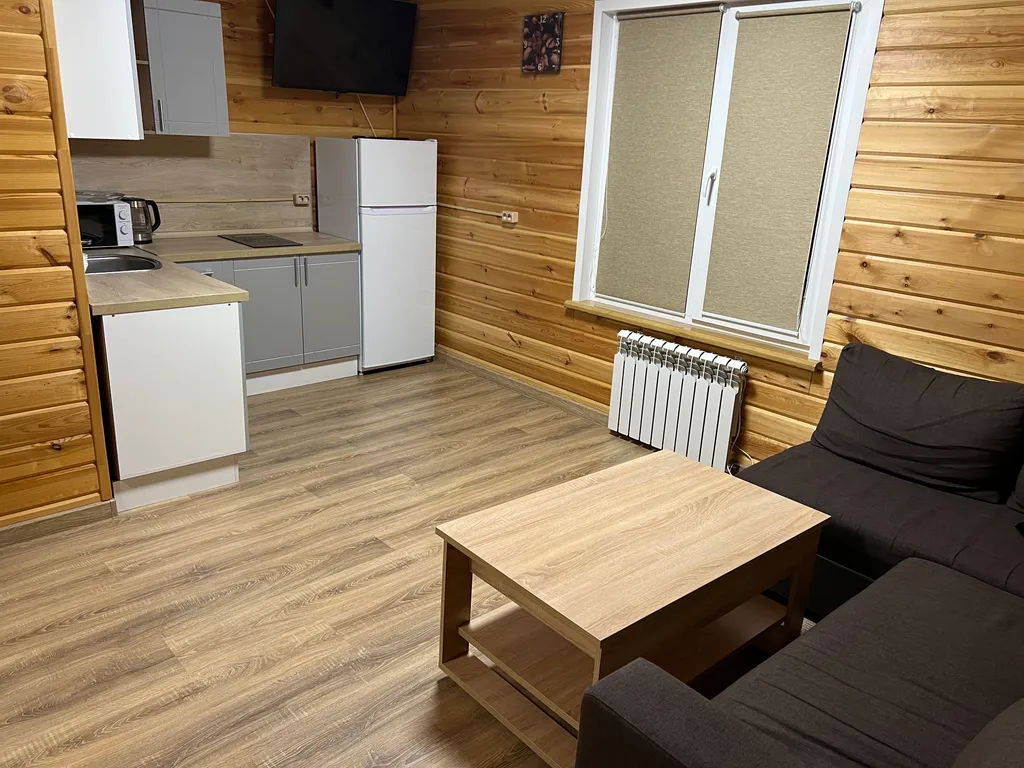 Дом с баней возле источников