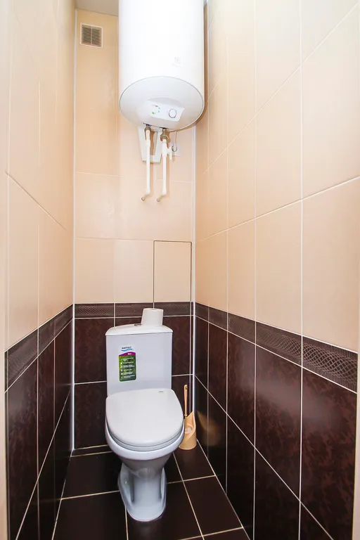 2 комнатная квартира возле тц Аура