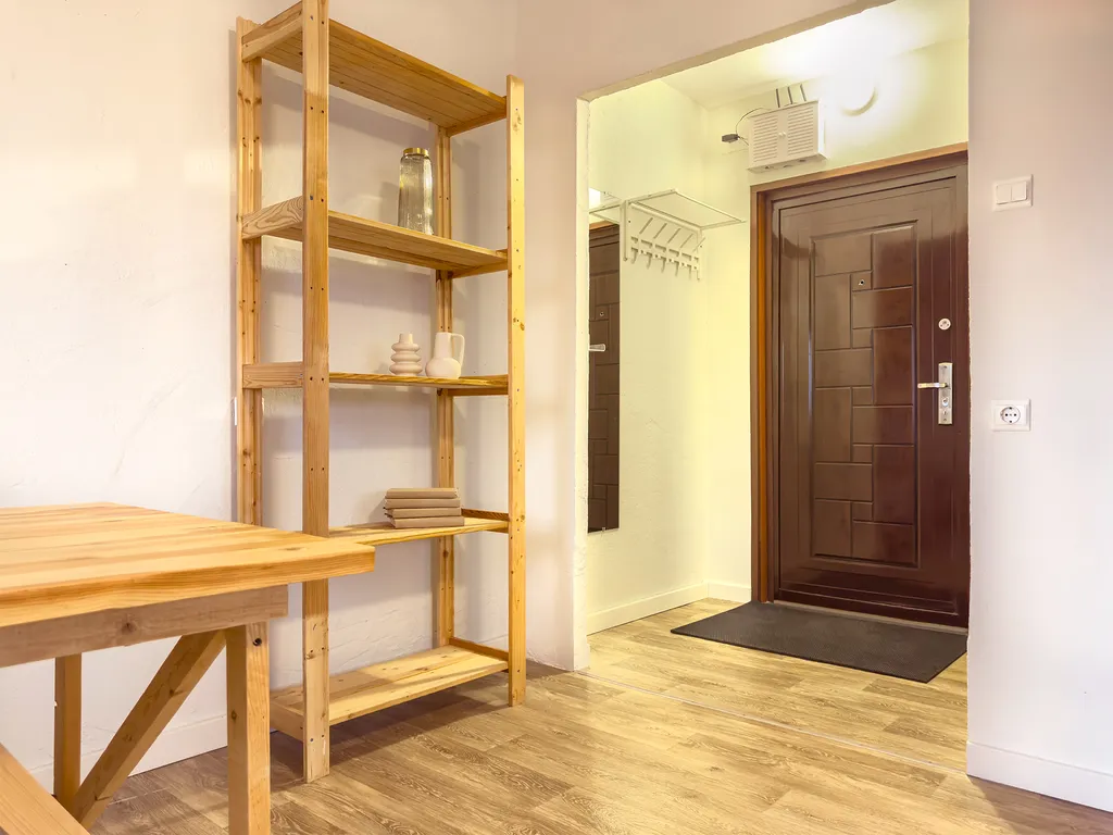 1к кв с видом на озеро. высокий этаж