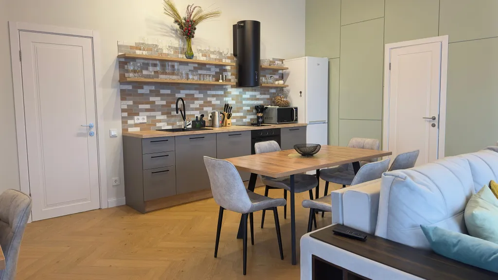 Коттедж Уютный загородный дом у живописного озера, с шикарной новогодней елкой — Санкт-Петербург