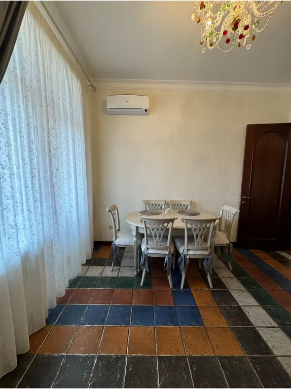 Квартира у моря первая, береговая линия с видом на море