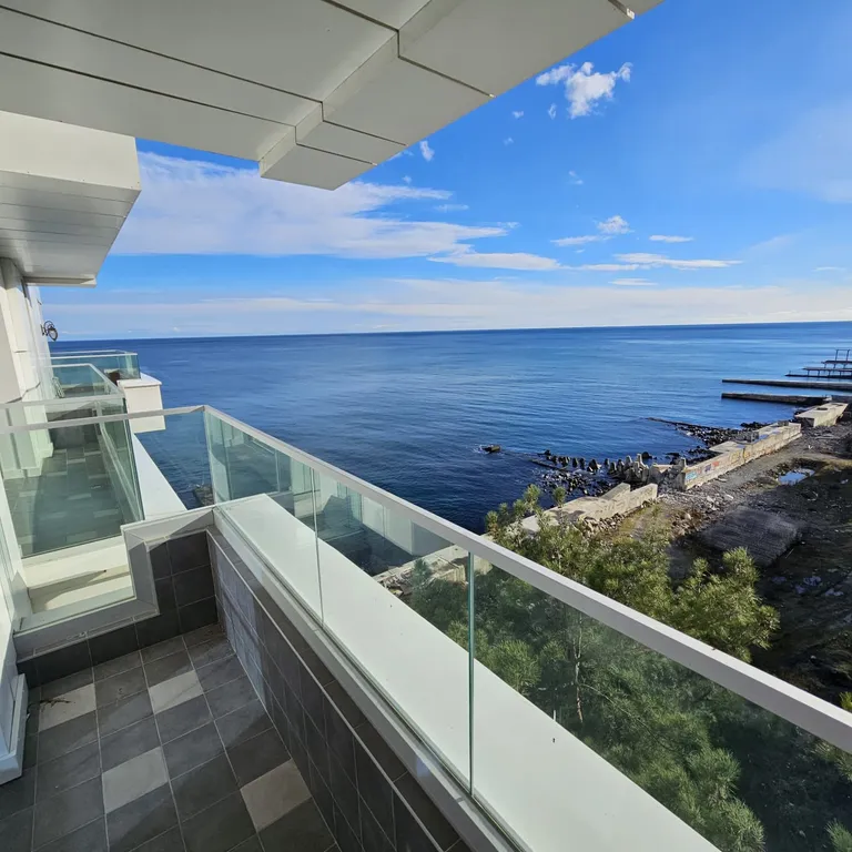 Квартира Просторная студия с видом на море в ЖК Лето — аренда посуточно в Ялта