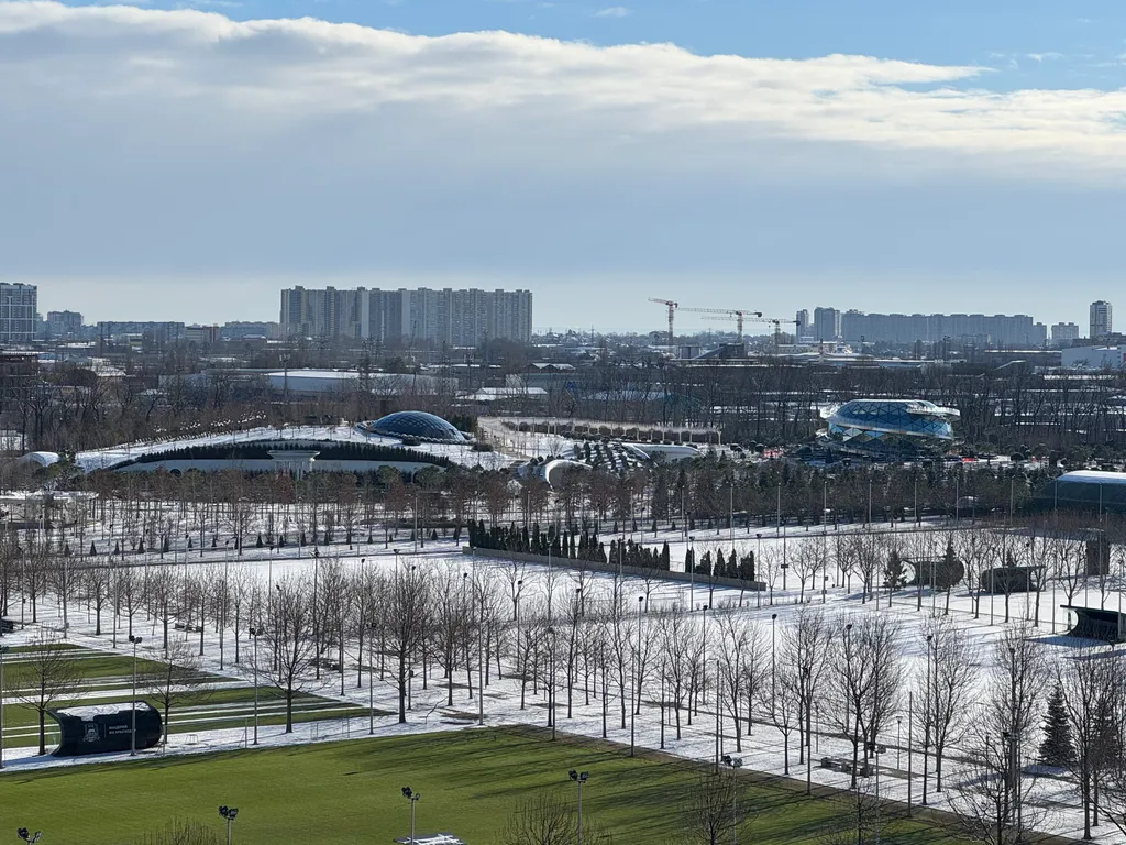 Квартира Светлая, уютная двухкомнатная квартира с видом на парк Галицкого — Краснодар