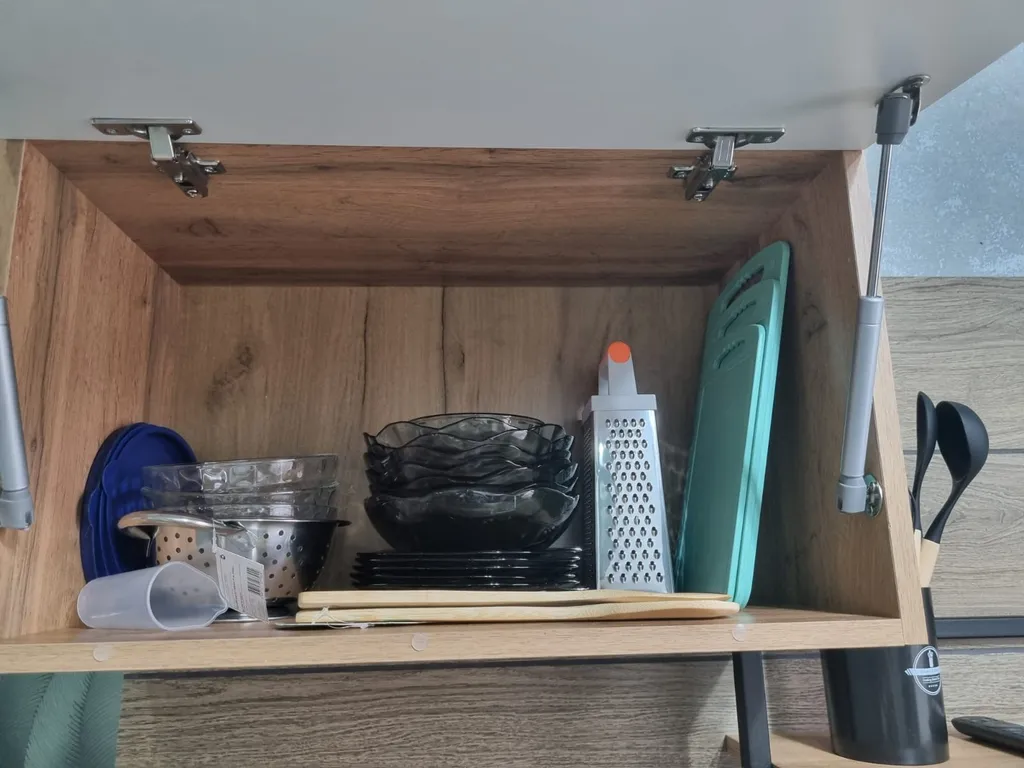 Студия на земле