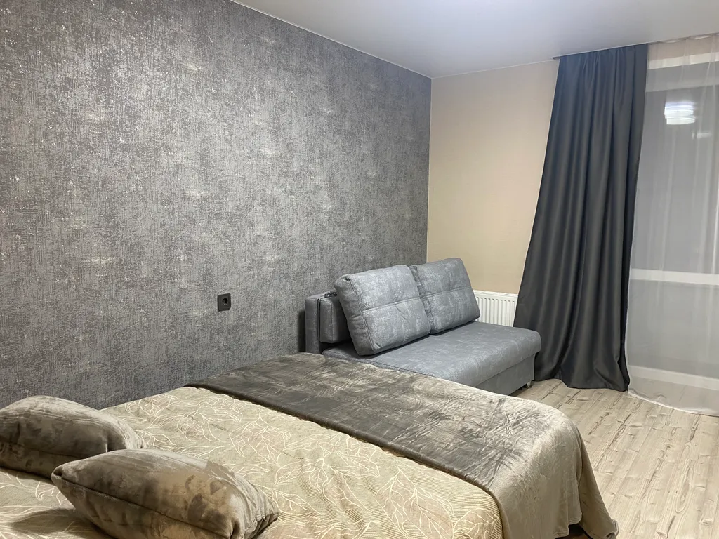 Студия у старого моста в новом доме