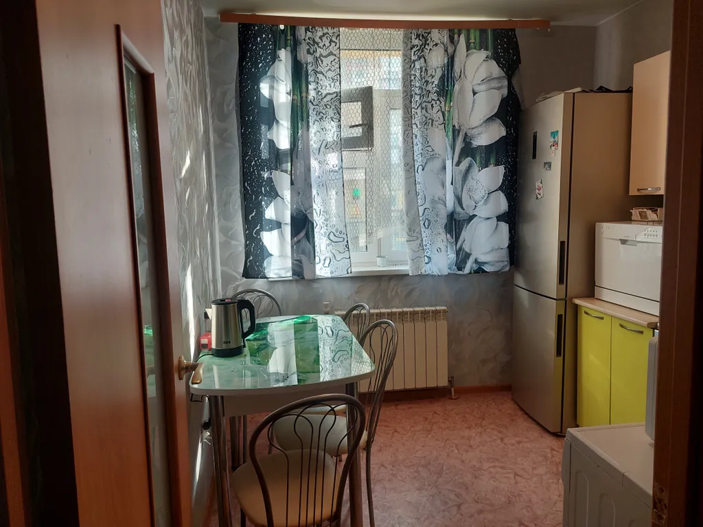 2-комнатная Квартира — аренда посуточно в Новый Уренгой